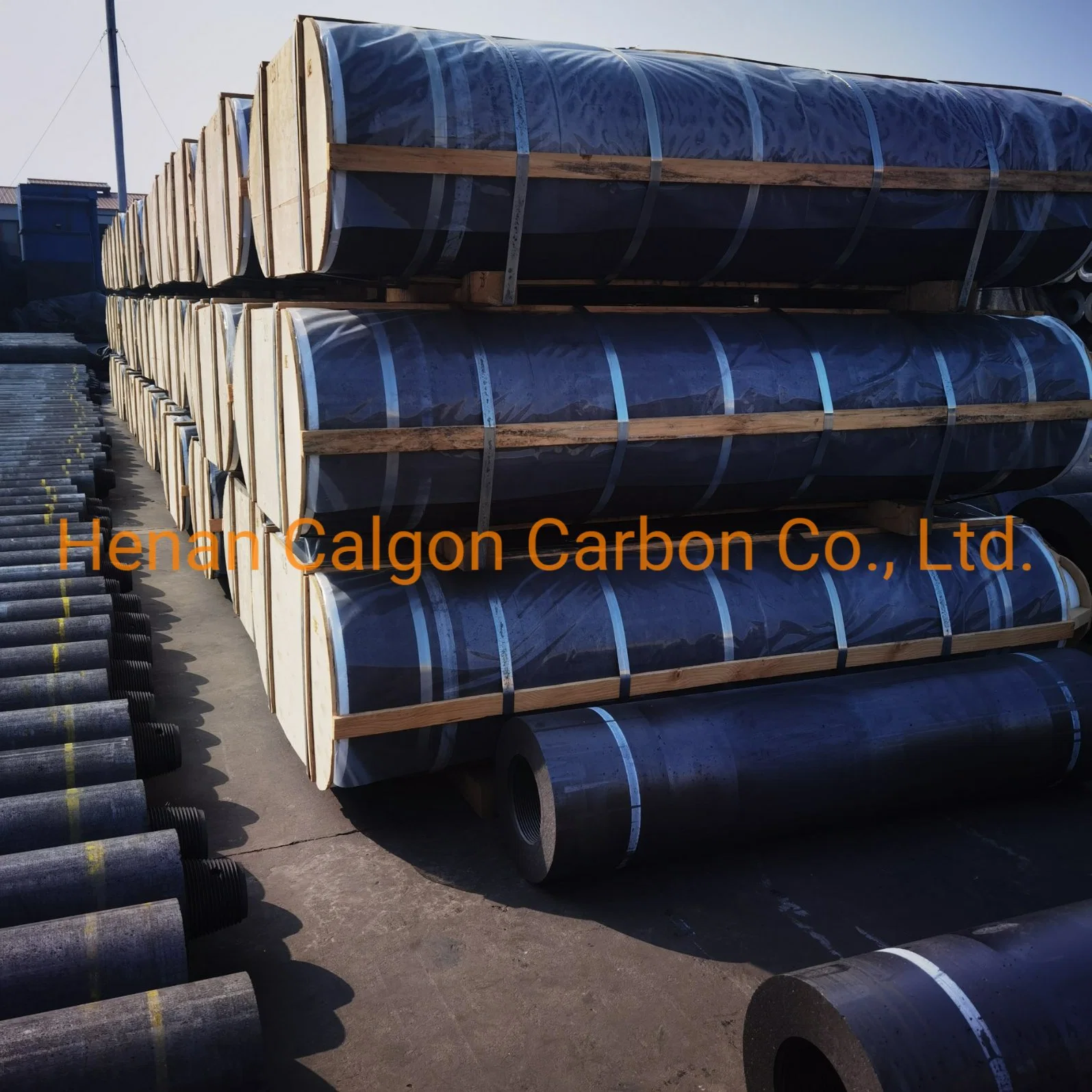 UHP Graphite Electrode 400mmx1800mm for Steelsmelting Steelmaking Electrode for Electric Arc Furnace