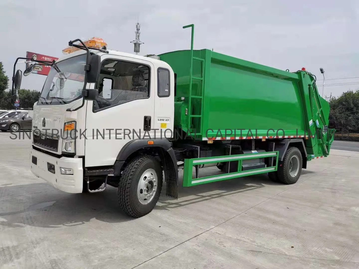 China Good Quality Sinotruk HOWO Garbage Truck 8cbm