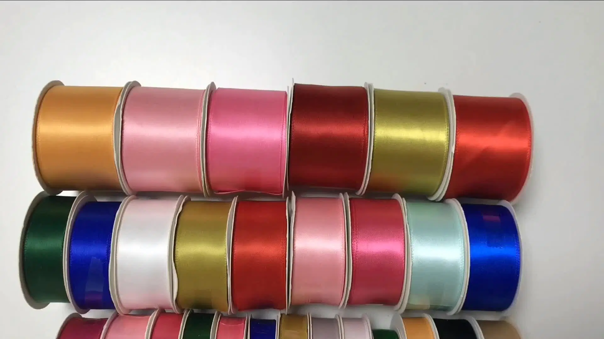 Factory Wholesale/Supplier Stocked 100% Polyester 38 mm Single Face Satin Ribbon