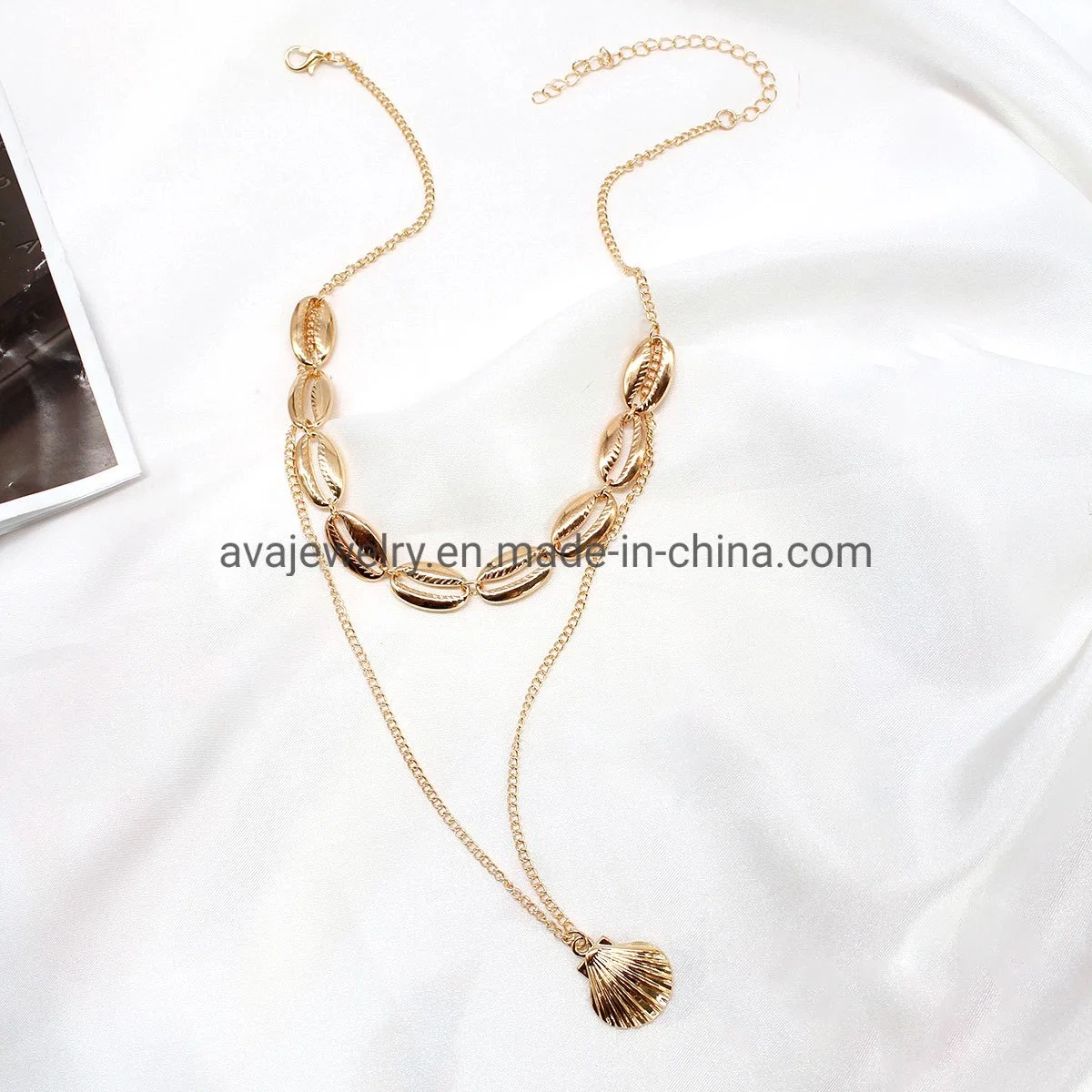 Alloy Gold Plated Fashion Design Multi Layer Imitation Jewelry Bohemia Necklace with Shell Shape