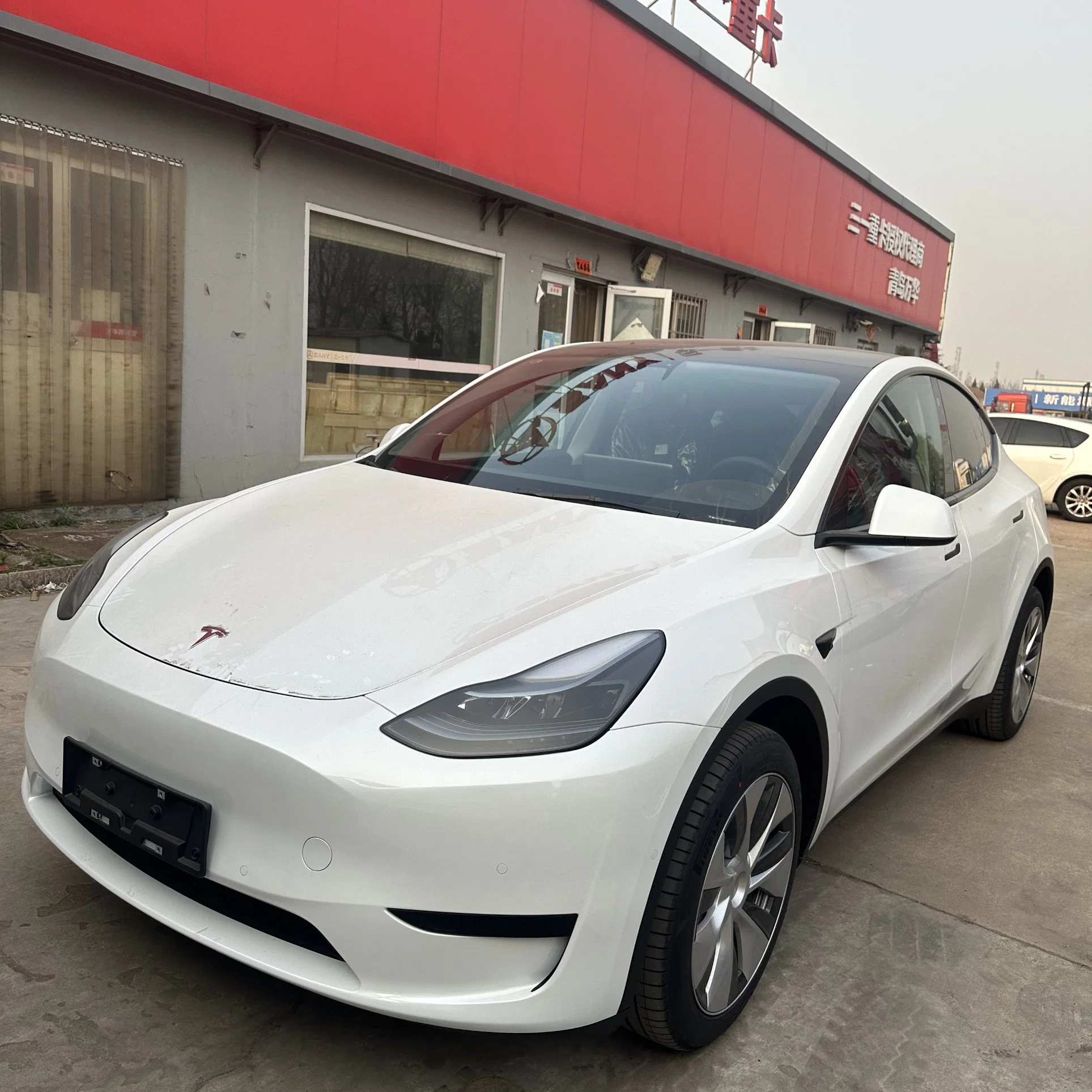 Best Small Electric Car Best Affordable Cheap Luxurious Long Distance New Energy Stock EV Four Wheel Model Y Electric Car for Sale