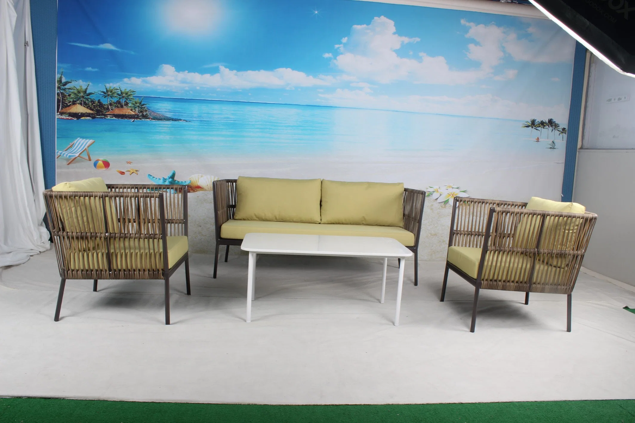 Soft Cushion Garden Sofa for Hotel Resort Villa Half Round Rattan Sofa