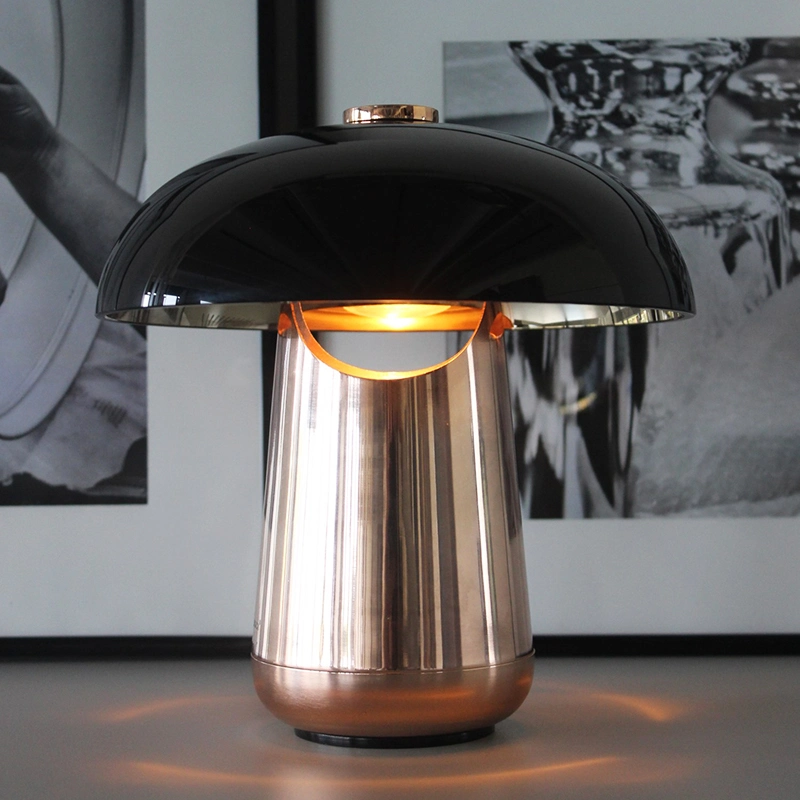 Modern Simple Metal Plating Mushroom Design Single Ongo Battery LED Table Lamp (WH-MTB-220)