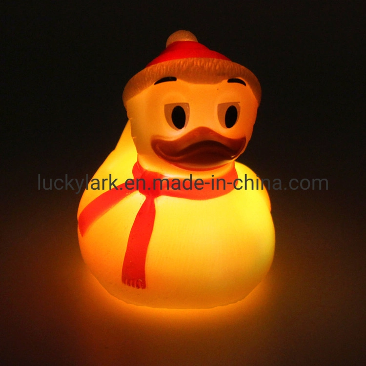 Eco Friendly Rubber PVC Small Animal Toys Flashing Light up Floating Duck LED Baby Bath Toys for Kids Baby Kids LED Light up Bath Toy Set Water Floating Duck