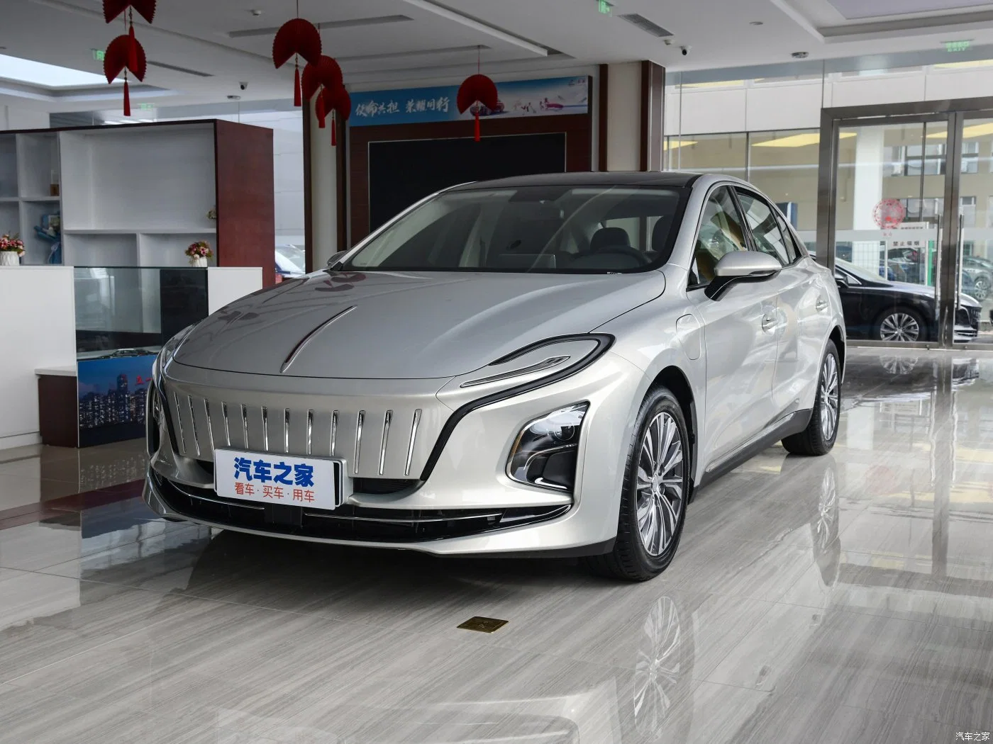 2022 EV 600km Long Cruising Range Electric Car New Energy Vehicle SUV China Electric Auto