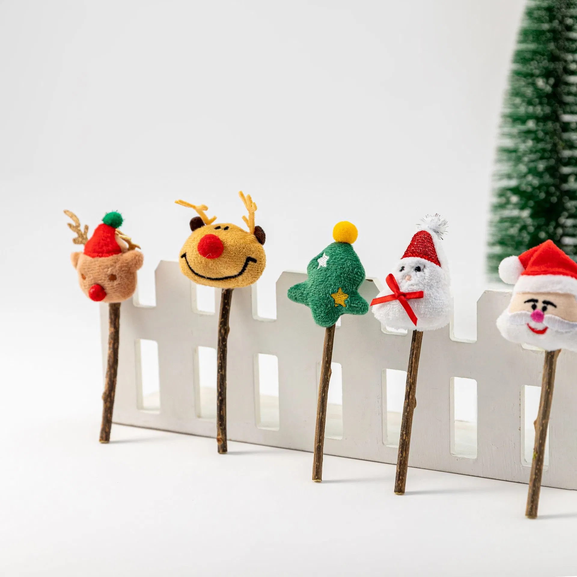 New Cat Toys Molar Stick Plush Doll Pet Supplies Christmas Pat Toy