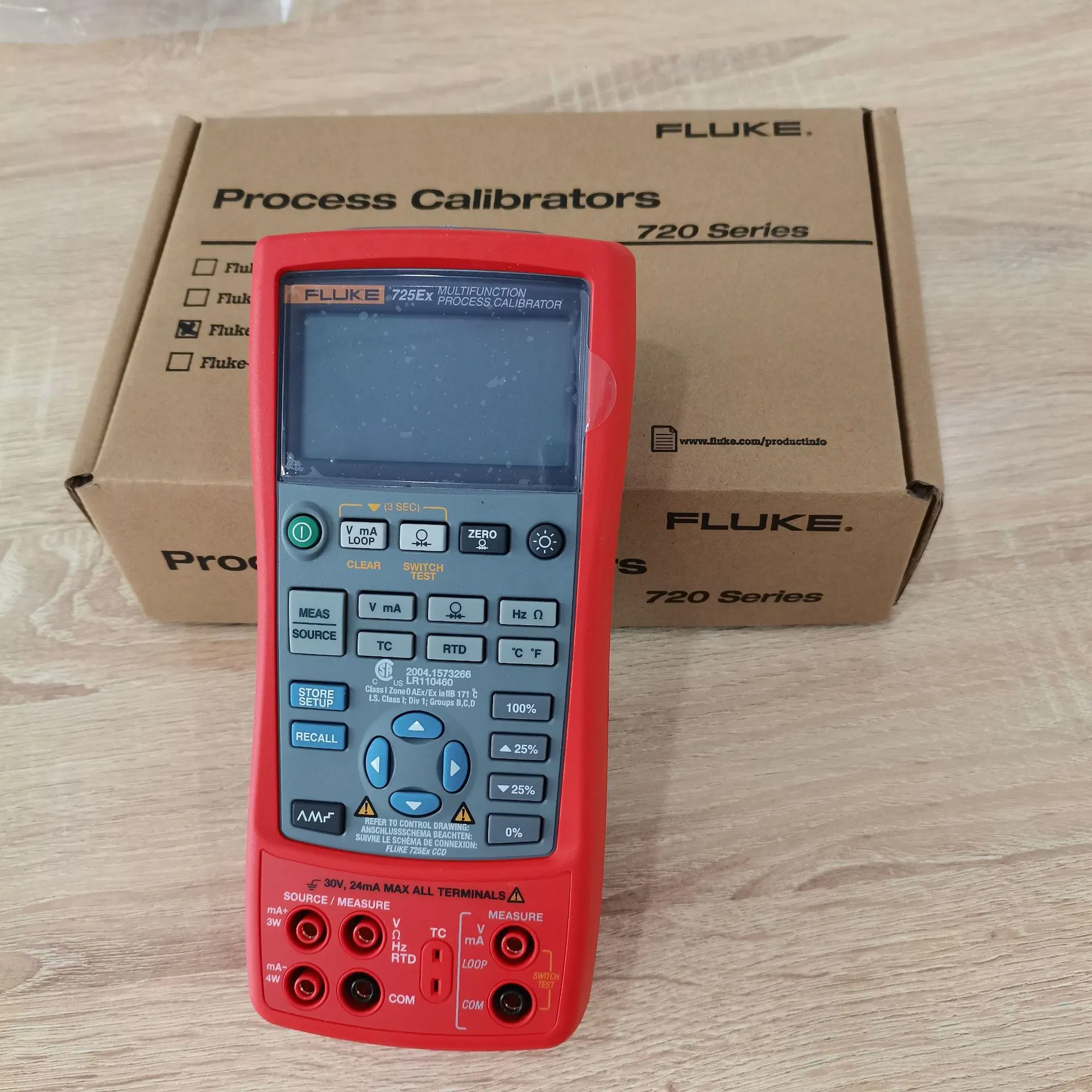 Fluke 725ex Intrinsically Safe Multifunction Process Calibrator