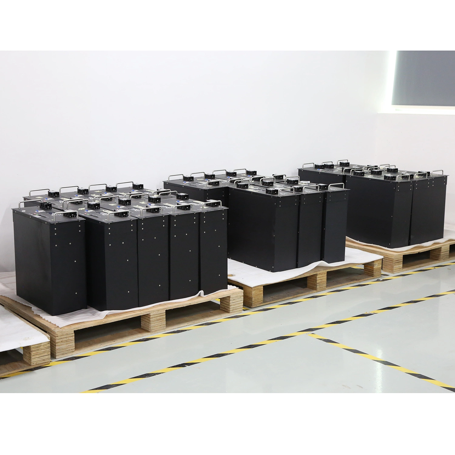 Medium Li-ion Br Carton, Pallet CE&En, RoHS, ISO9001, CCC, Soncap, FCC Electric Vehicle Solar Battery