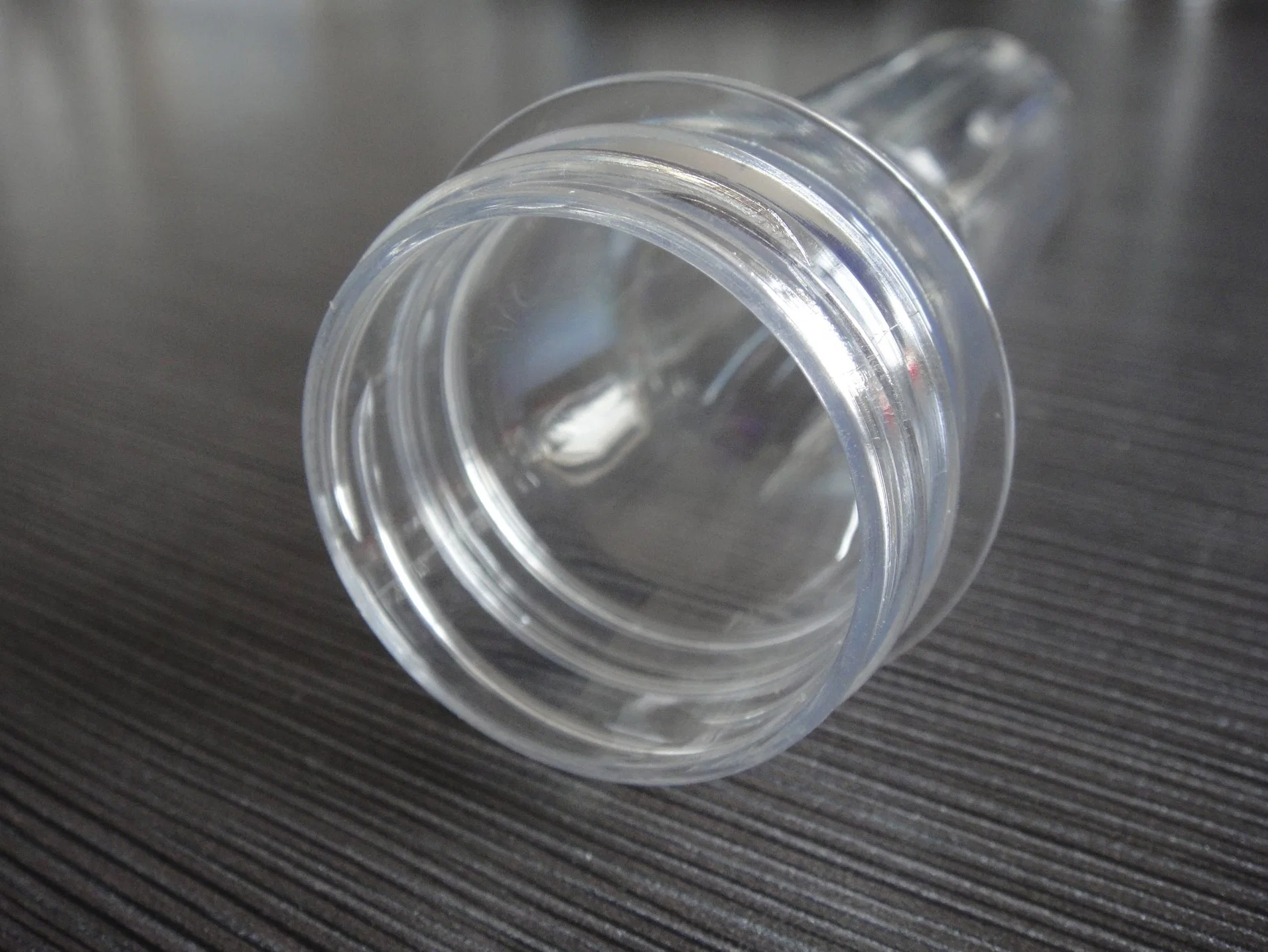 Manufacturer Supply Bottle 38 mm Neck 32g Pet Preform