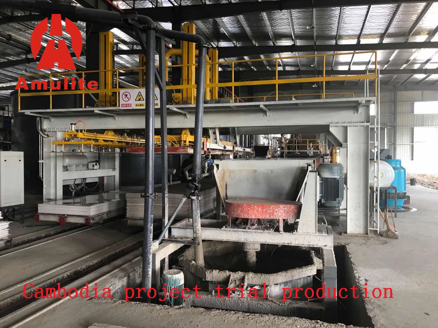 Warehouse Has Storage Fiber Cement Board Equipment