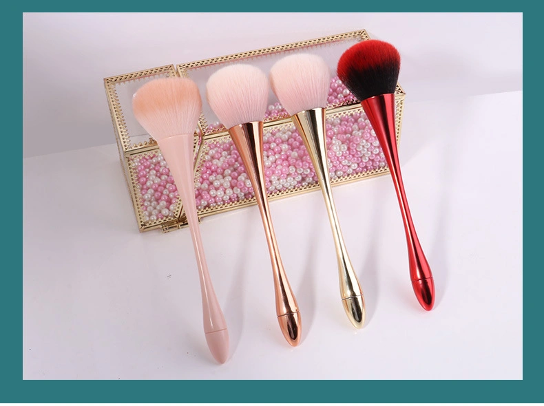 New Gold Makeup Brush: Small Single Loose Powder Blusher Tool