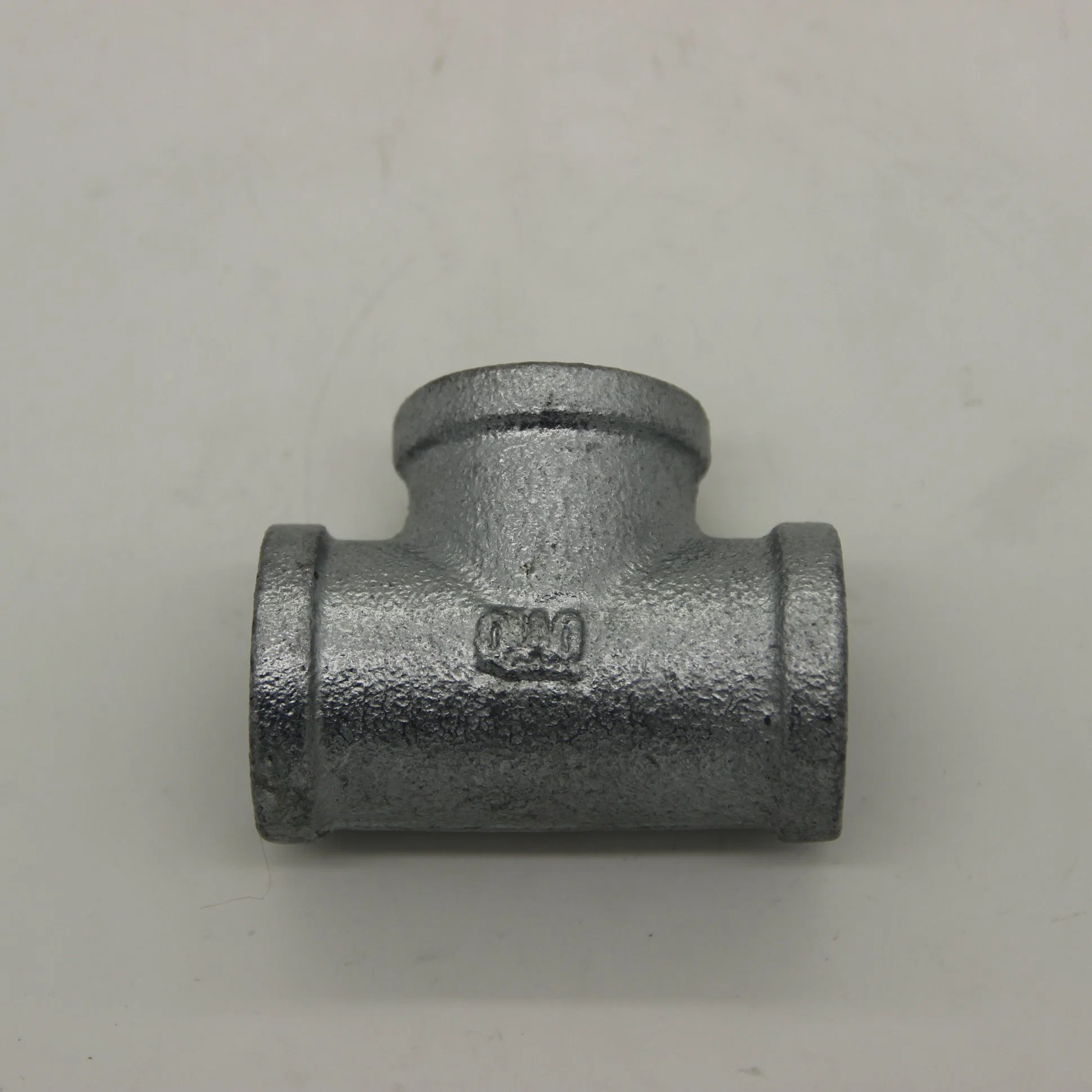 Gi Pipe Fitting with Bargain Factory Price NPT Standard Tee