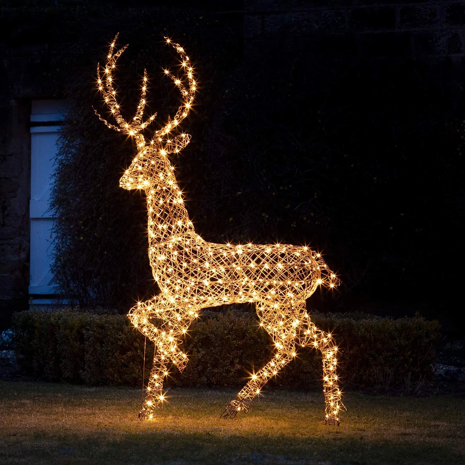 Large Outdoor Waterproof Christmas Reindeer Motif Lights for Street Decoration