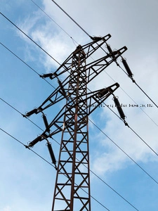 Elektrischer Stahlturm Für Die Stromübertragung