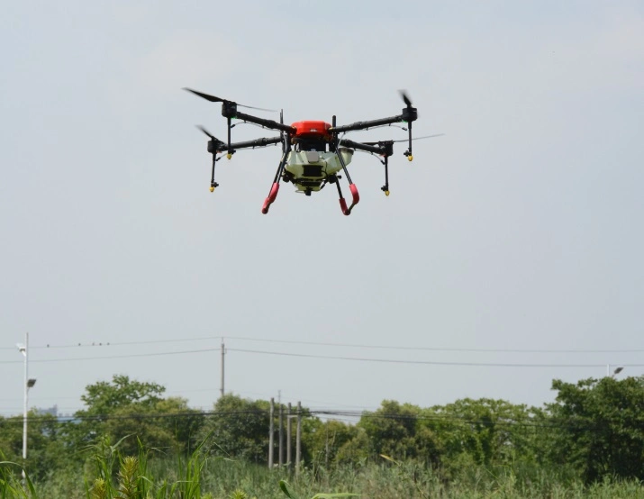 China Wholesale Pump Uav Agricultural Equipment Farm Sprayer with Camera