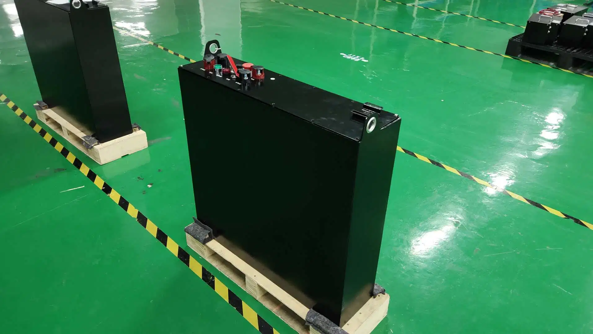 Lead Acid Replacement Lithium Battery 4 Ton 1.5 Ton 3 Ton Forklift Electric with Best Seal AC DC Motor 83.2V-550ah