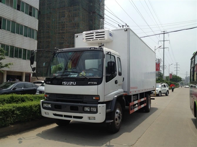 Japón Isuzu Ftr fvr FVZ 4X2 6X4 Euro 4 Euro 5 Tipo 12tons 15tons 20tons Registrador de temperatura helado carne Transporte camión refrigerado en Ghana