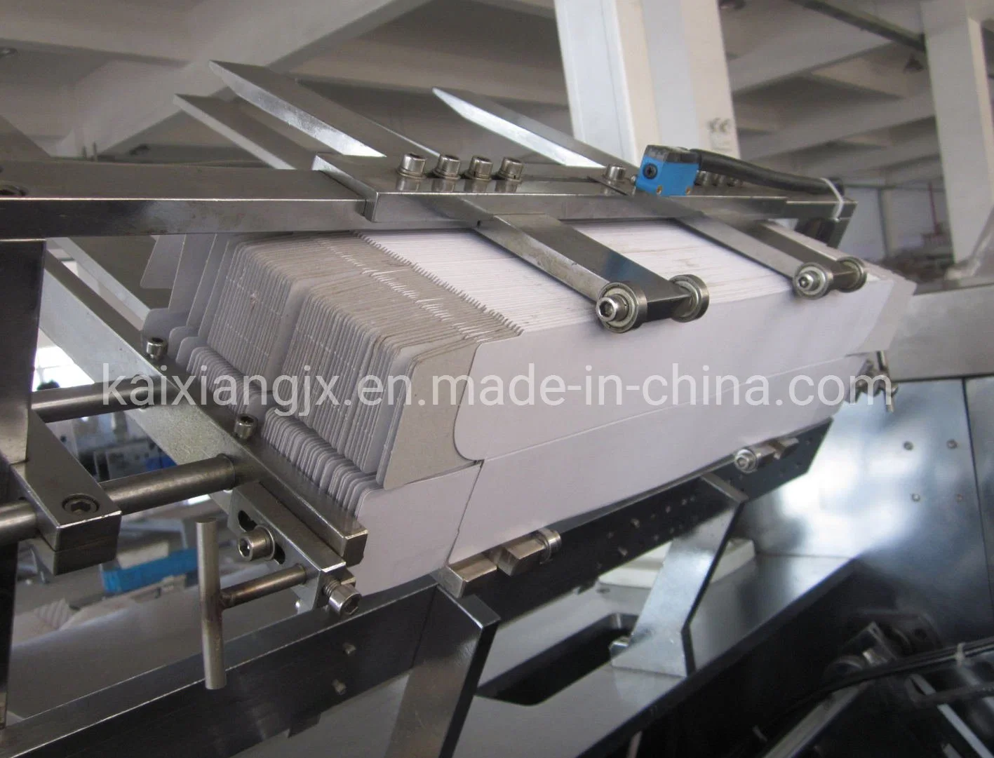 Automatic Aluminum Foil/Preservation Bag/Incense/Plastic Refuse Bag/Roll Product Cartoning Carton Packing Box Packing Cartoner Machine