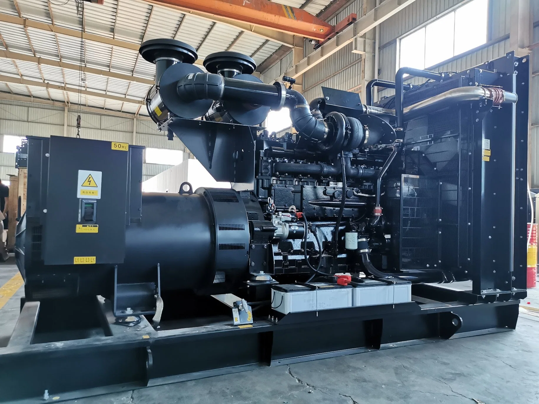 Top Quality Electric Diesel Generator 20kw 75kw 100kw 200kw 700kw/kVA 3 Phase Generator Set Cummins Engine