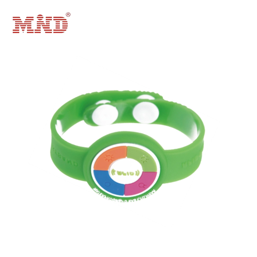 Custom Logo Design Items China Personalized RFID Lf Hf Silicone Wristbands