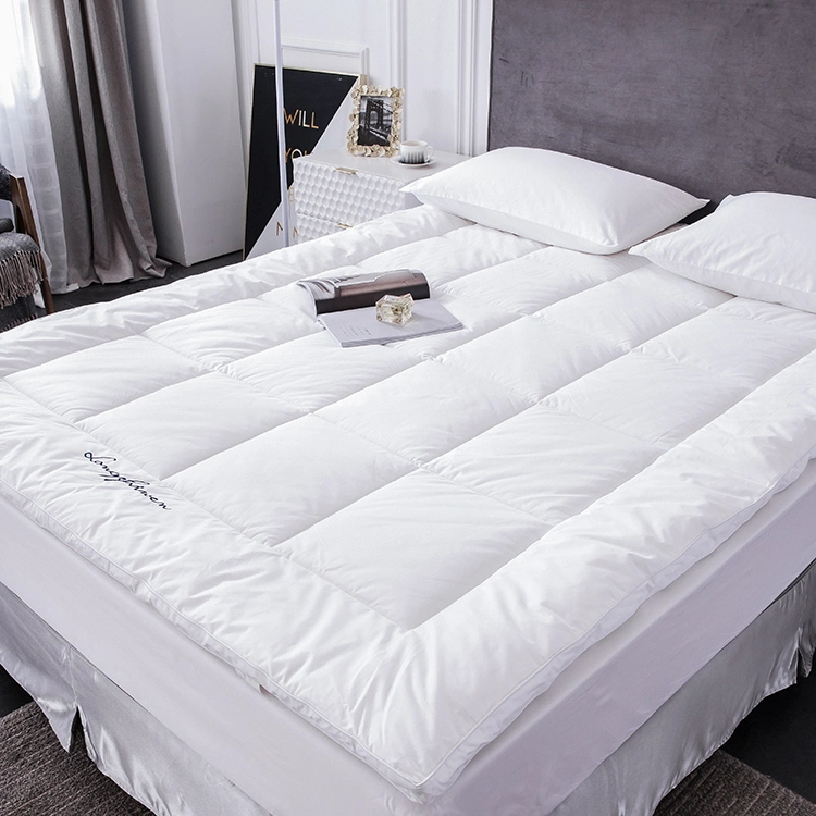 Hot Sale Hotel 800GSM Fiber Soft Mattress Topper