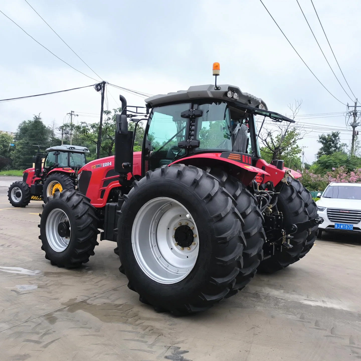 Hochwertiger 260hp Doppel-Hinterradtraktor mit Luxuskabine