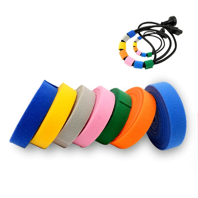 Crochet et boucle de câble en nylon bandes dos à dos sur le fil d'enrubannage dos à dos de bandes de fixation