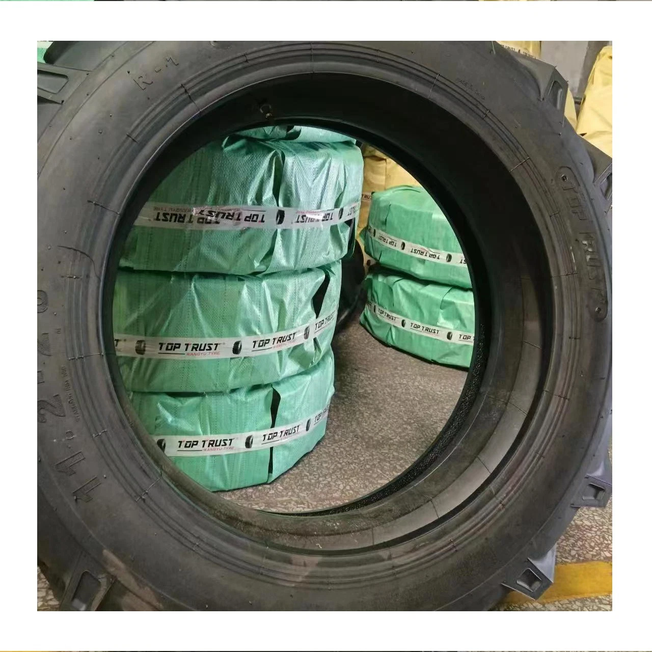 Agricultural Tractor Tires 11.2 12.4 13.9 14.6 Tractor Tire Inner Tube for Farming Machinery