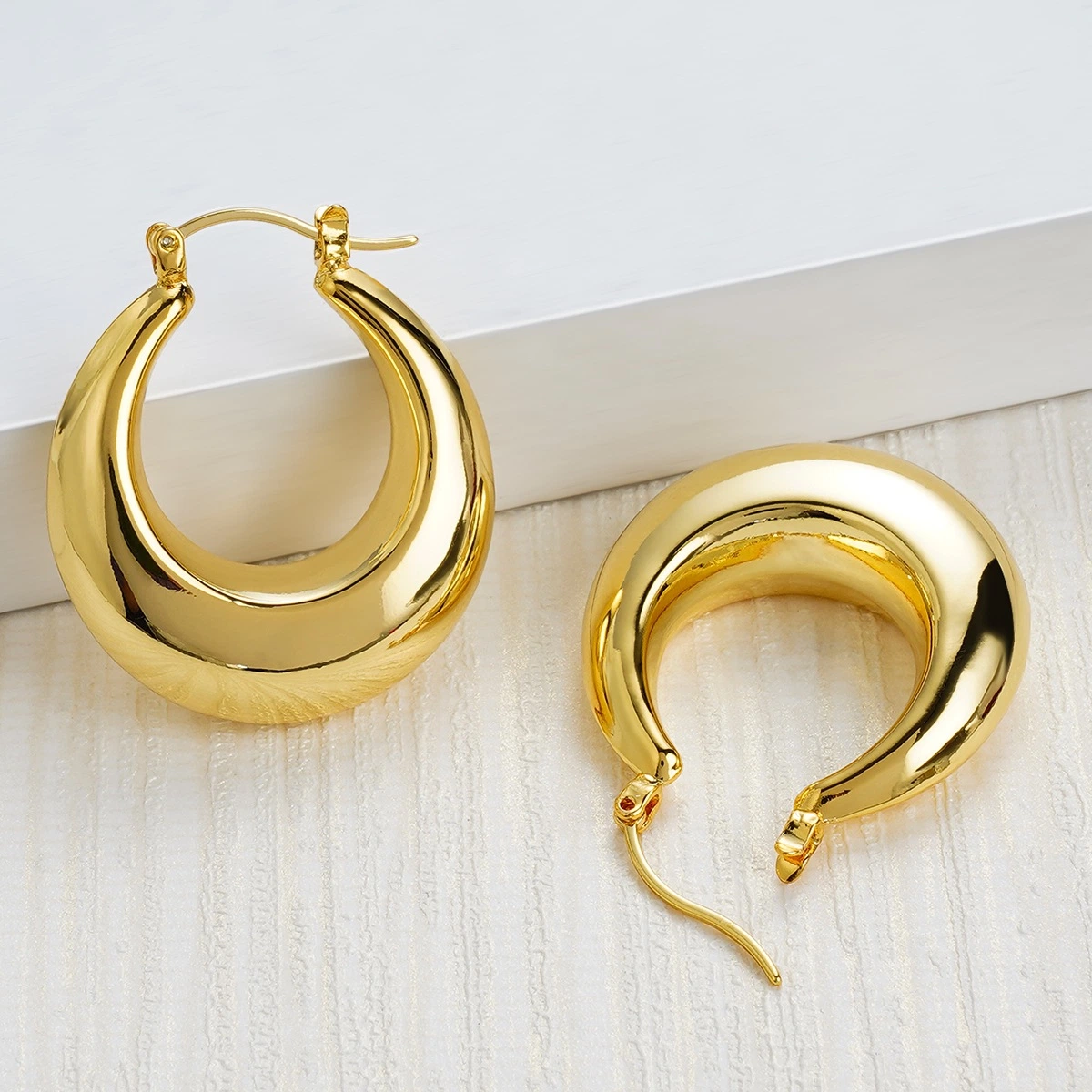 Amazon Shiny 18K Gold Plated Chunky Tubular Hoop Earrings Women