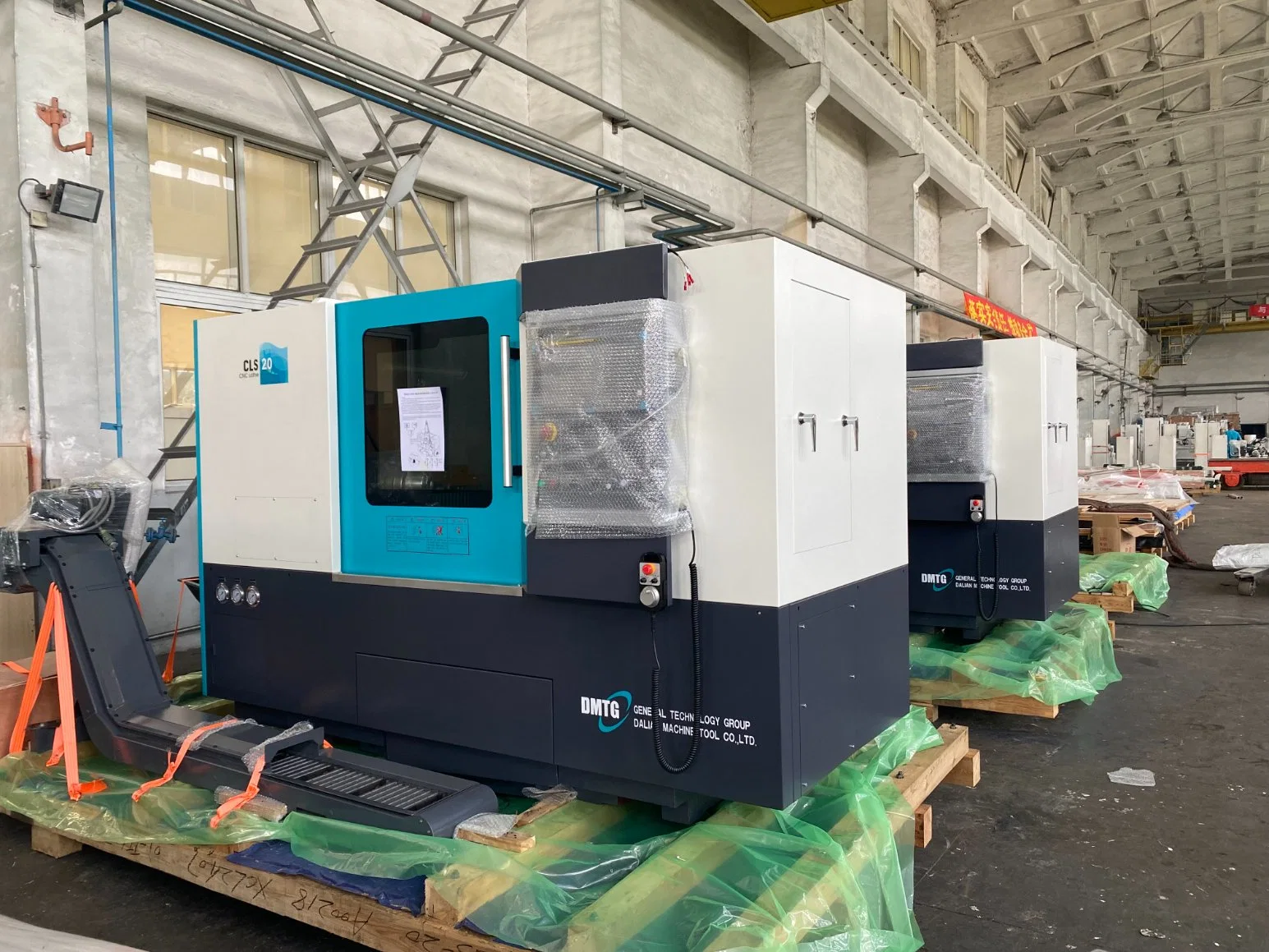 Buena resistencia a la torsión buena estabilidad al calor Linear Slant Bed CNC Torno