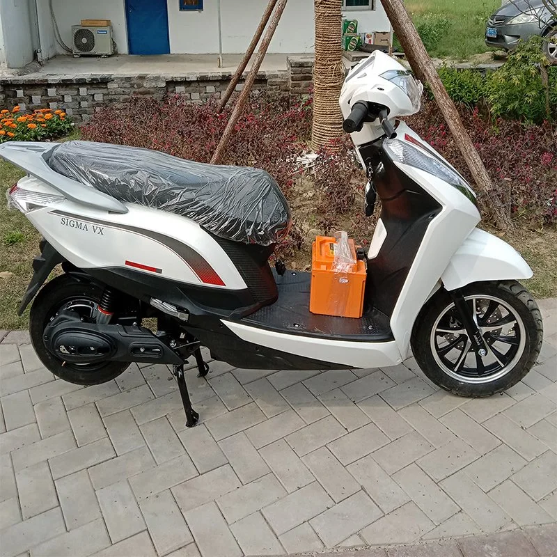 Youyaku Factotery Electric Motorcycle/Scooter with 2000W Motor and Long Endurance High Speed 60-80km/H with 72V/60V Battery