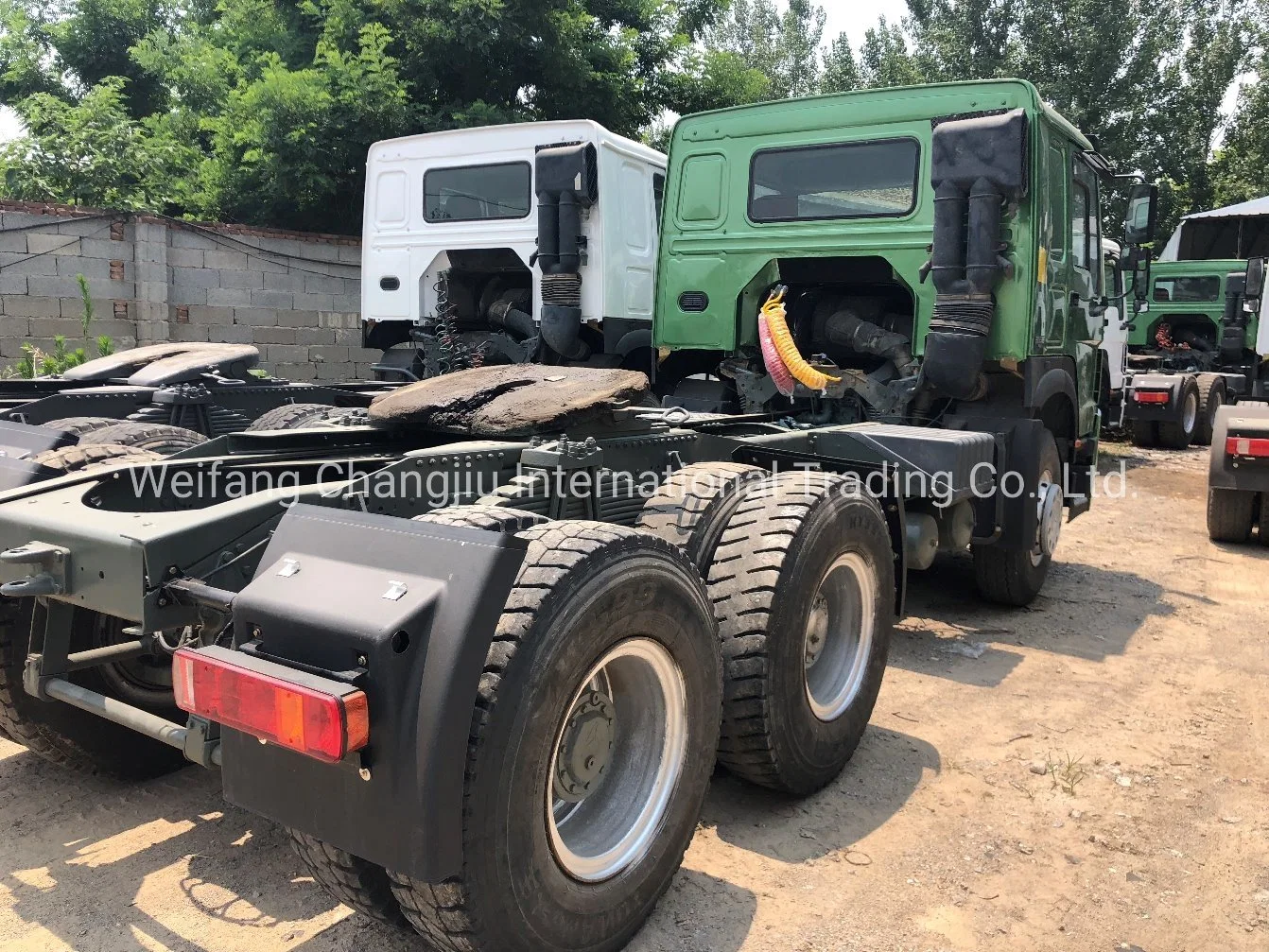 Chinese Popular Brand Cheap Price Good Condition 20 Ton 30 Ton 35 Ton 6X4 Heavy Duty Used Truck Tractor for Mining