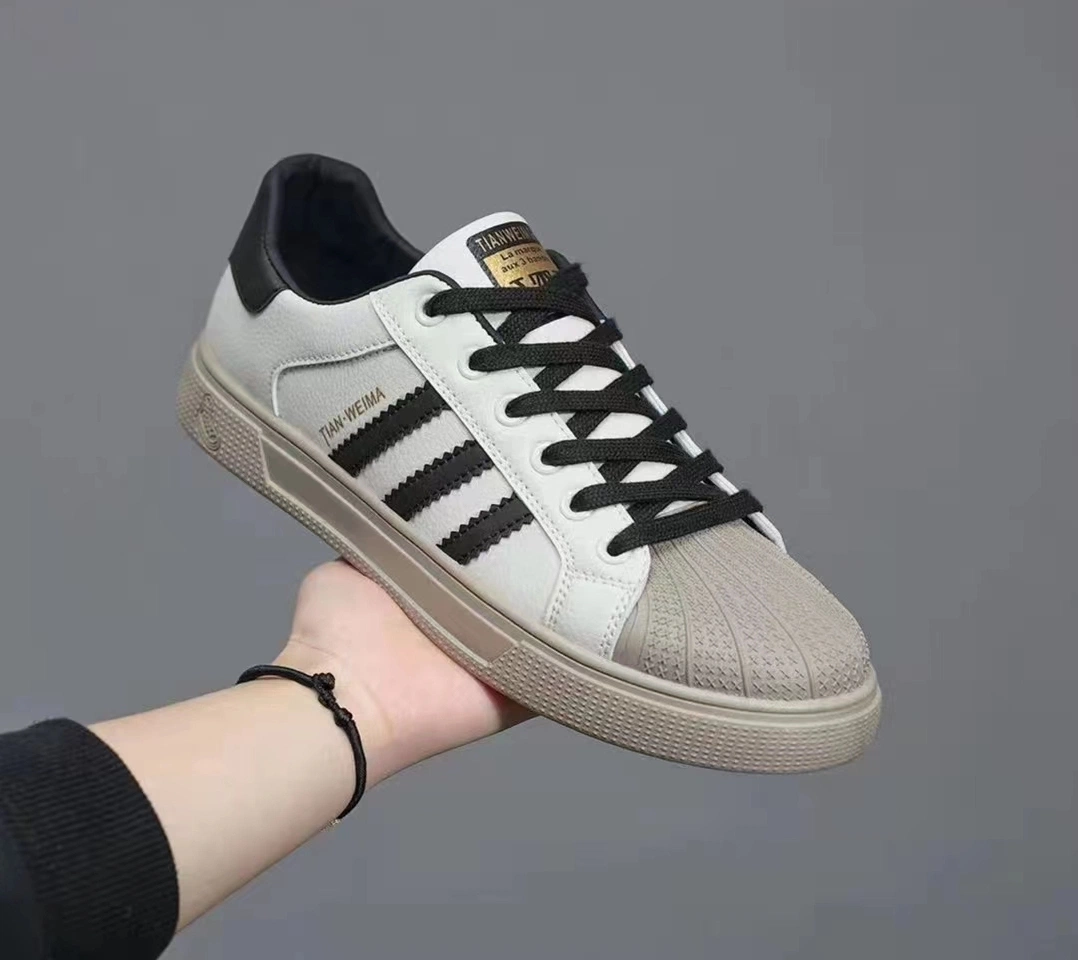 2022 Factory Supply Footwear Brand Leisure Shoes, Wholesale/Supplier Women Casual Stock Shoes, Athletic Fashion Sport Shoes Men Sneakers