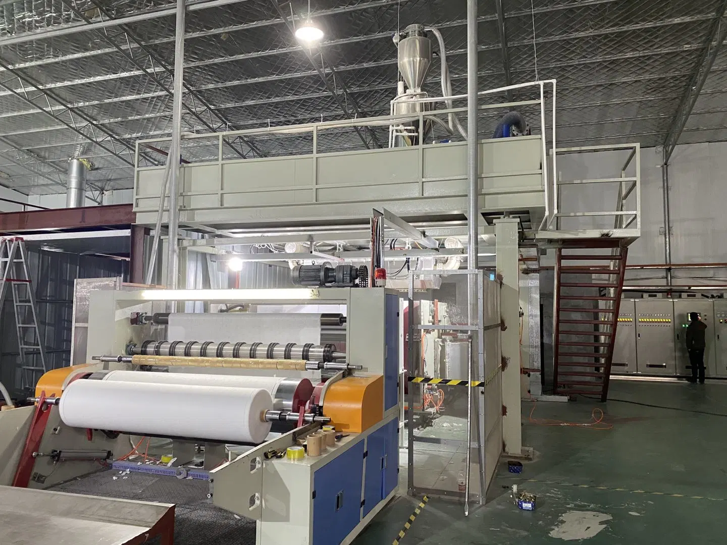 a. L--- S/Ss/SSS/SMS/SMMS PP Spunbond Non Woven Fabric Making Machine