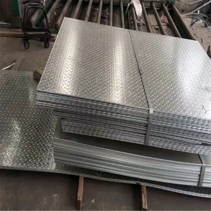 Acero galvanizado en caliente ASTM A36 Q235B Ss400 5mm espesor Chapa a cuadros de acero al carbono Fabricantes de placas a cuadros