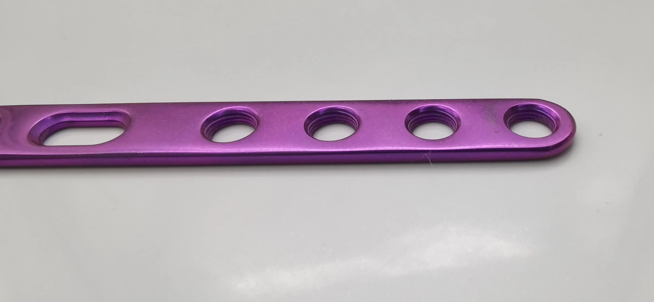 Orthopedic Trauma Surgery Oblique-Angled T-Type Locking Plates