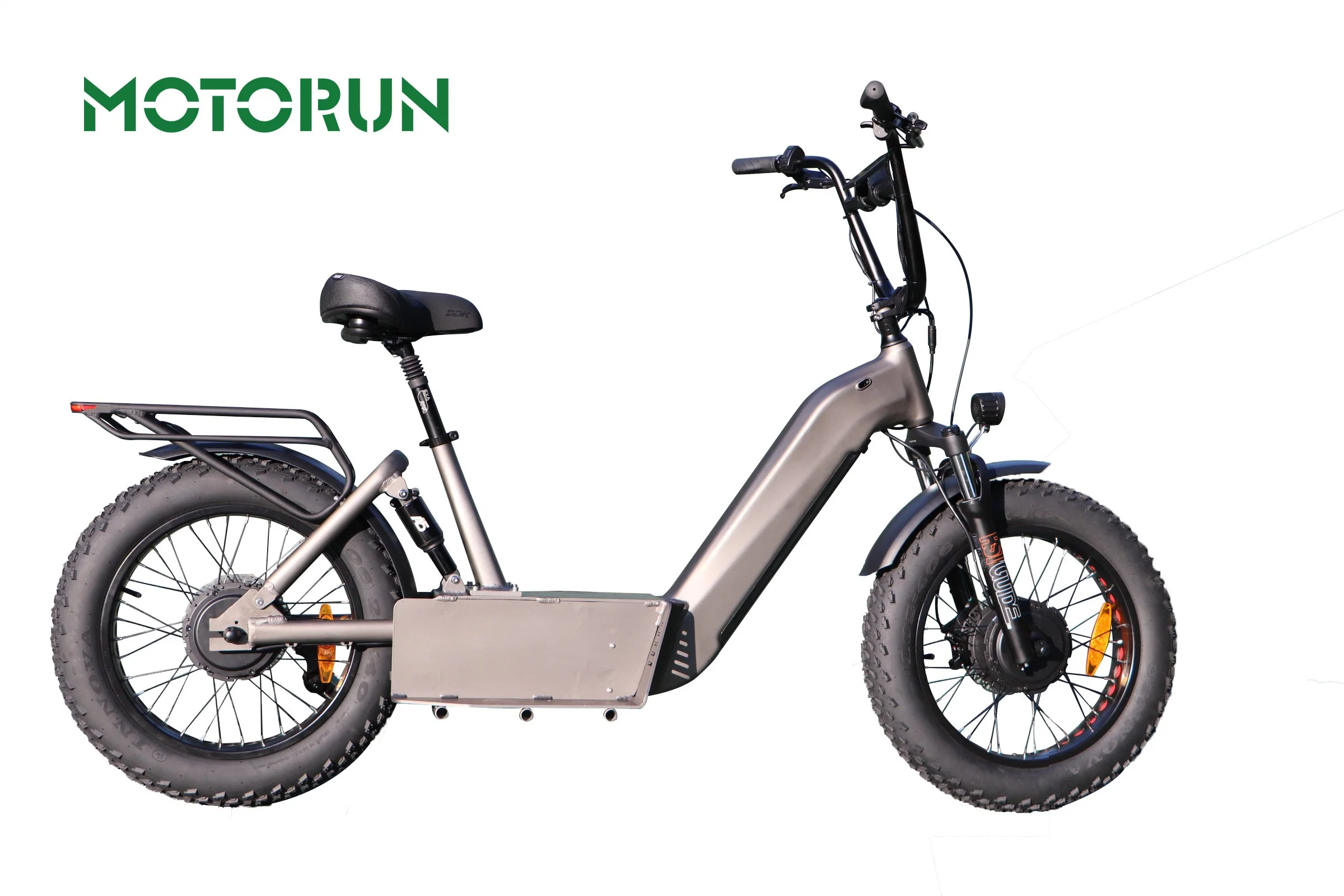 China Factory Motorun BS1 modèle 1500W puissant vitesse maximale de Soucoupe d'huile longue portée avant et arrière 45 km/h. Scooters électriques