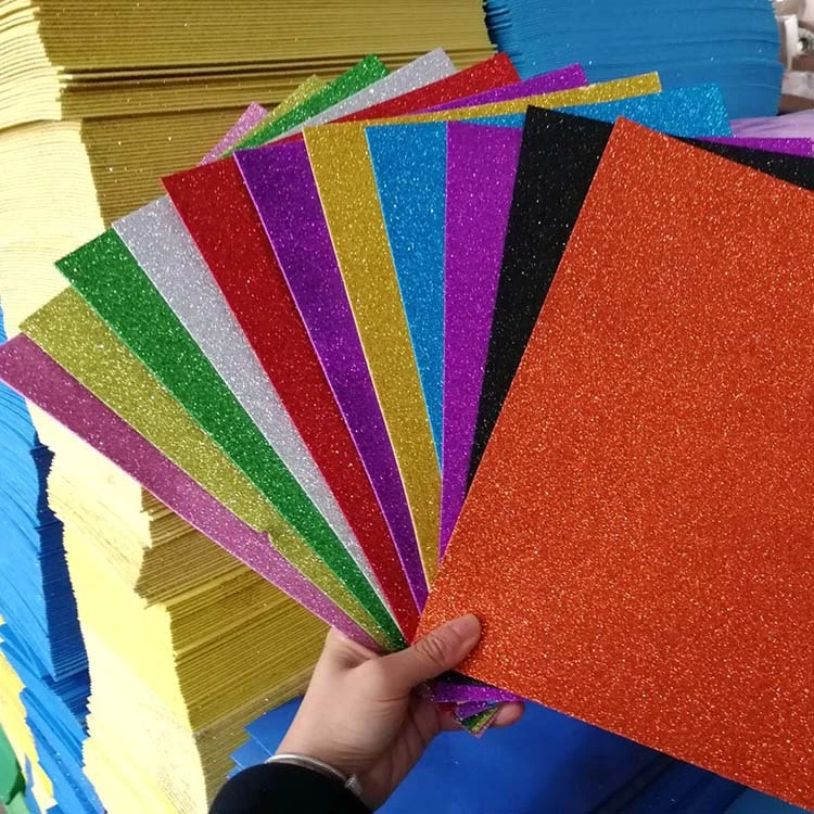 Bunte umweltfreundliche Glitter Farbe EVA Foam Roll Custom einseitig Klebstoff Für Kinder DIY Weihnachtshandwerk