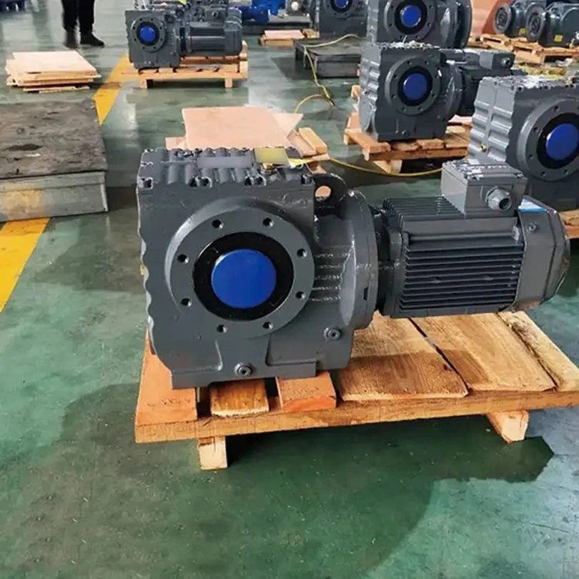 Factory Direct Sales S Series SA67 Helical Gearbox Box DC Electric Motor with Worm Gear