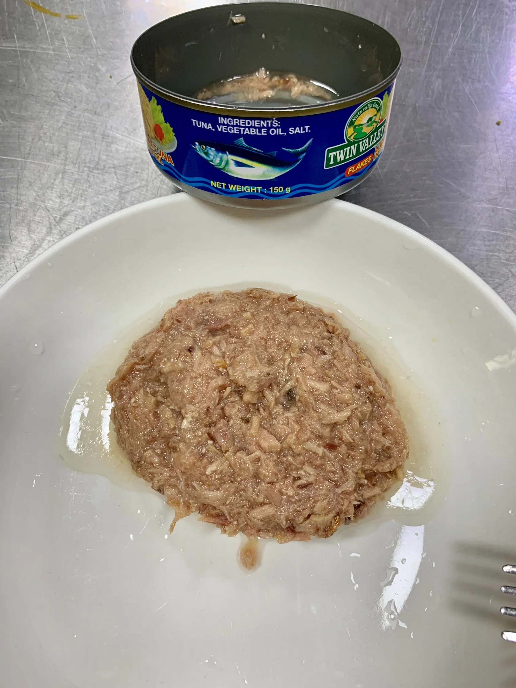 Fresh Fish Canned Tuna Flake in Oil with Private Label