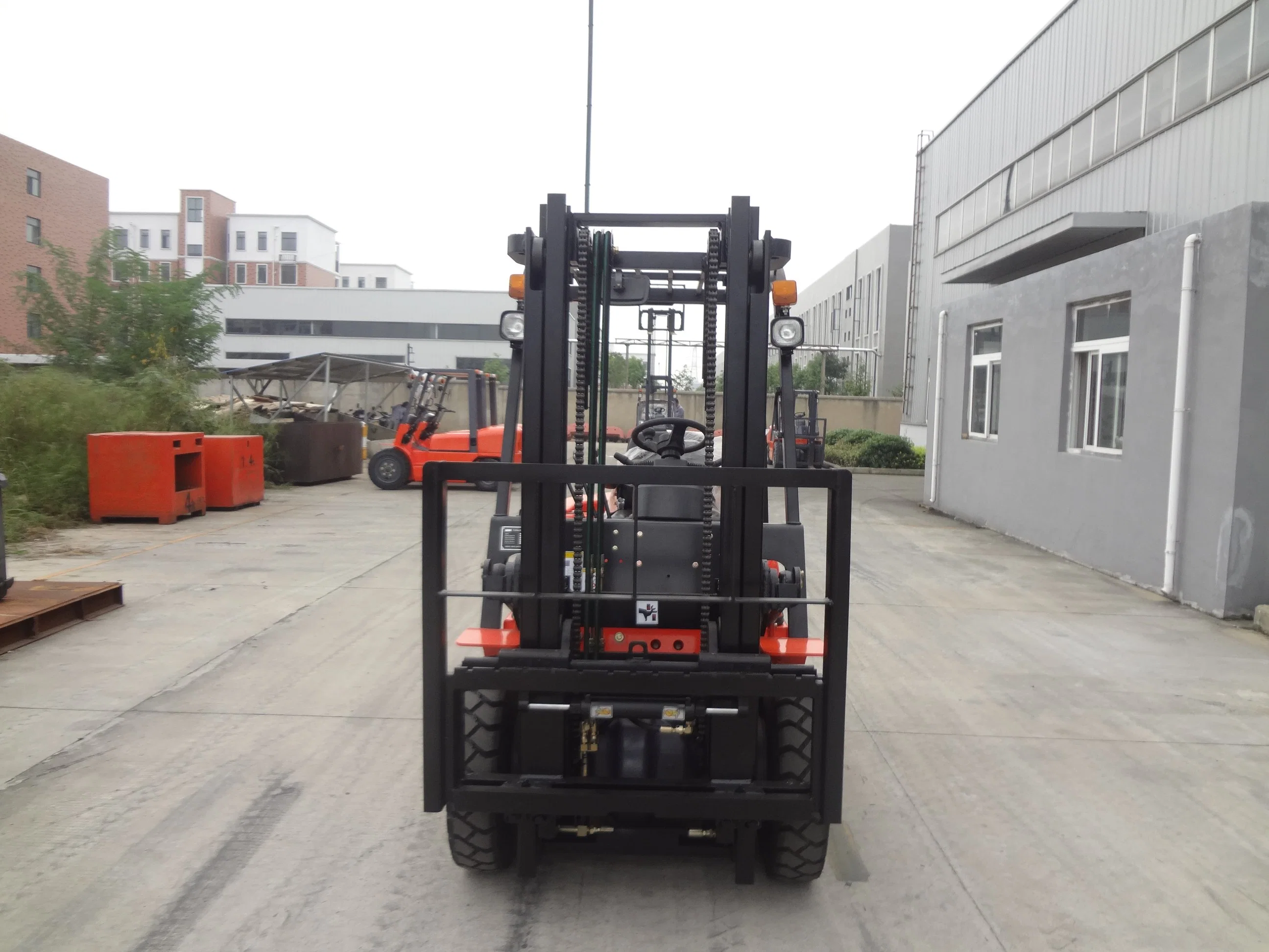 Gasoline LPG /Diesel Forklift Lifting Equipment Truck for Sale