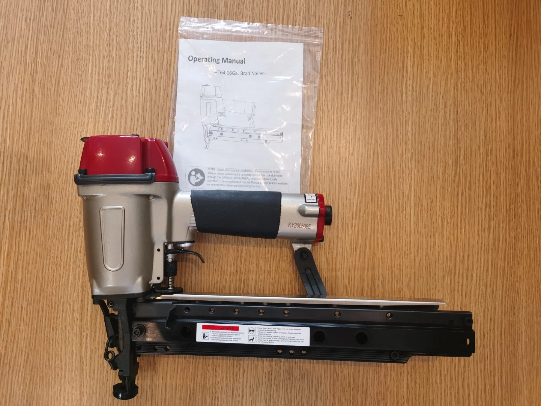 T64 Pneumatic Finish Nailer 16 Ga for Cases and Cabinets