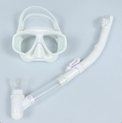 Snorkeling Gear with Dry Top Tube, Snorkeling Set with Anti-Fog Lens, Free Diving Mask, 120&deg; Wide View, Adjustable Strap,