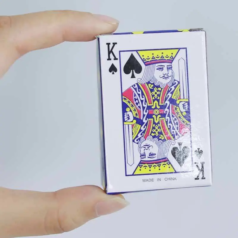 China Suppliers Wholesale/Supplier Mini Playing Cards Entertainment Game Trick Poker Playing Cards