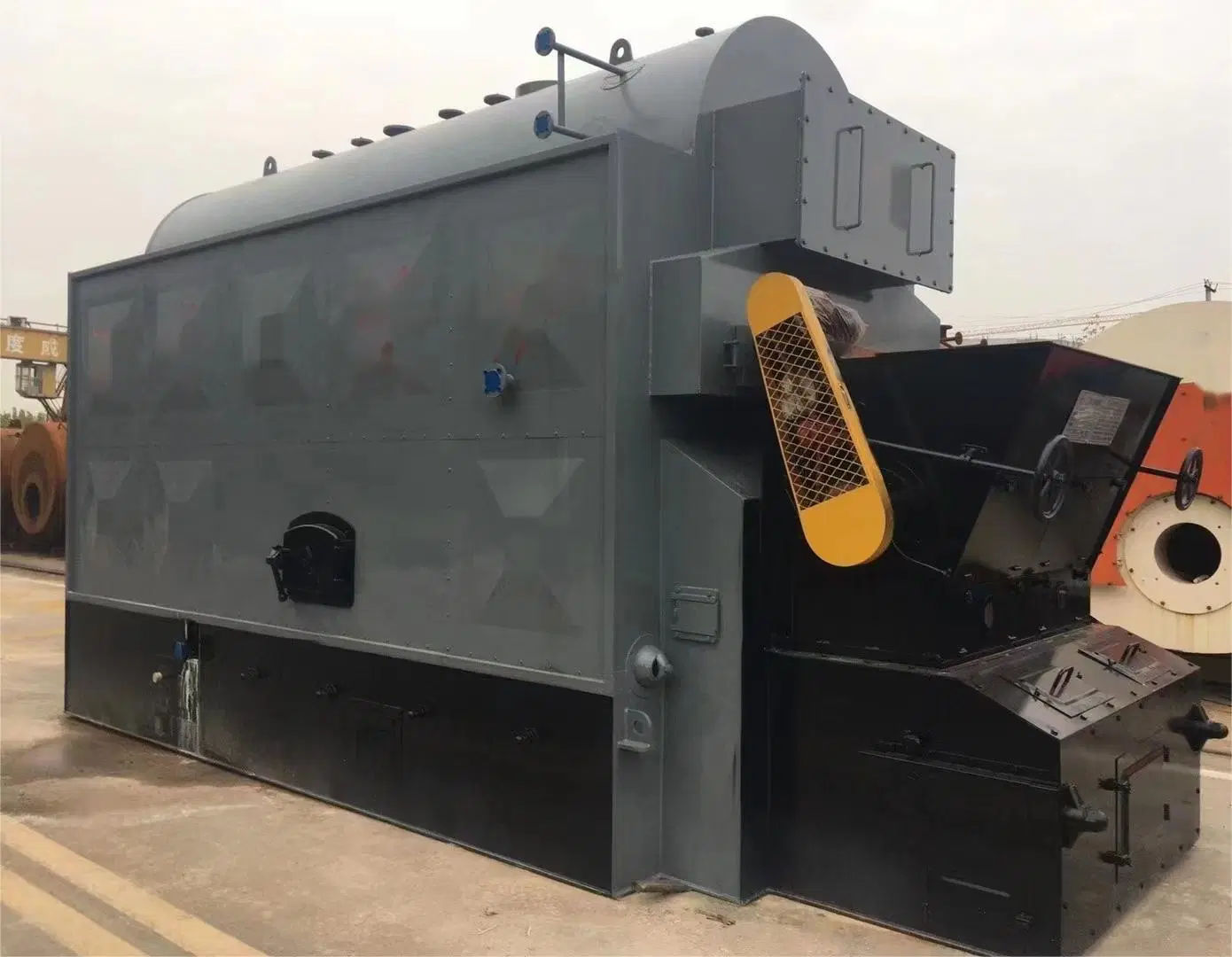 Automatic Feeding 2t Coal Biomass Fired Steam Boiler Industry Boiler for Clothing Factory