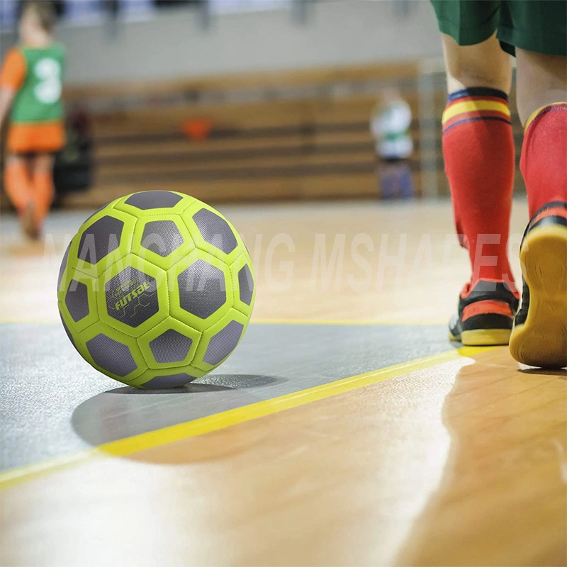 Taille 4 Football Futsal d'entraînement Elite TPU pour l'intérieur et l'extérieur.