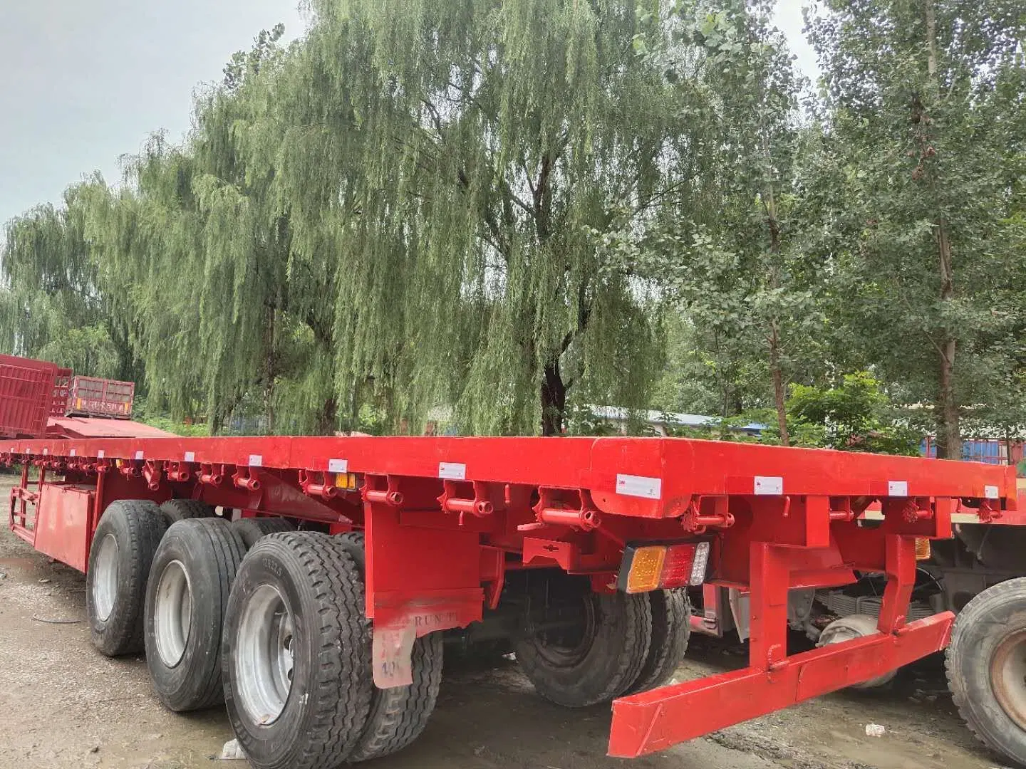 Used 3 Axles 40FT Container Transport Platform Flatbed Semi Trailer