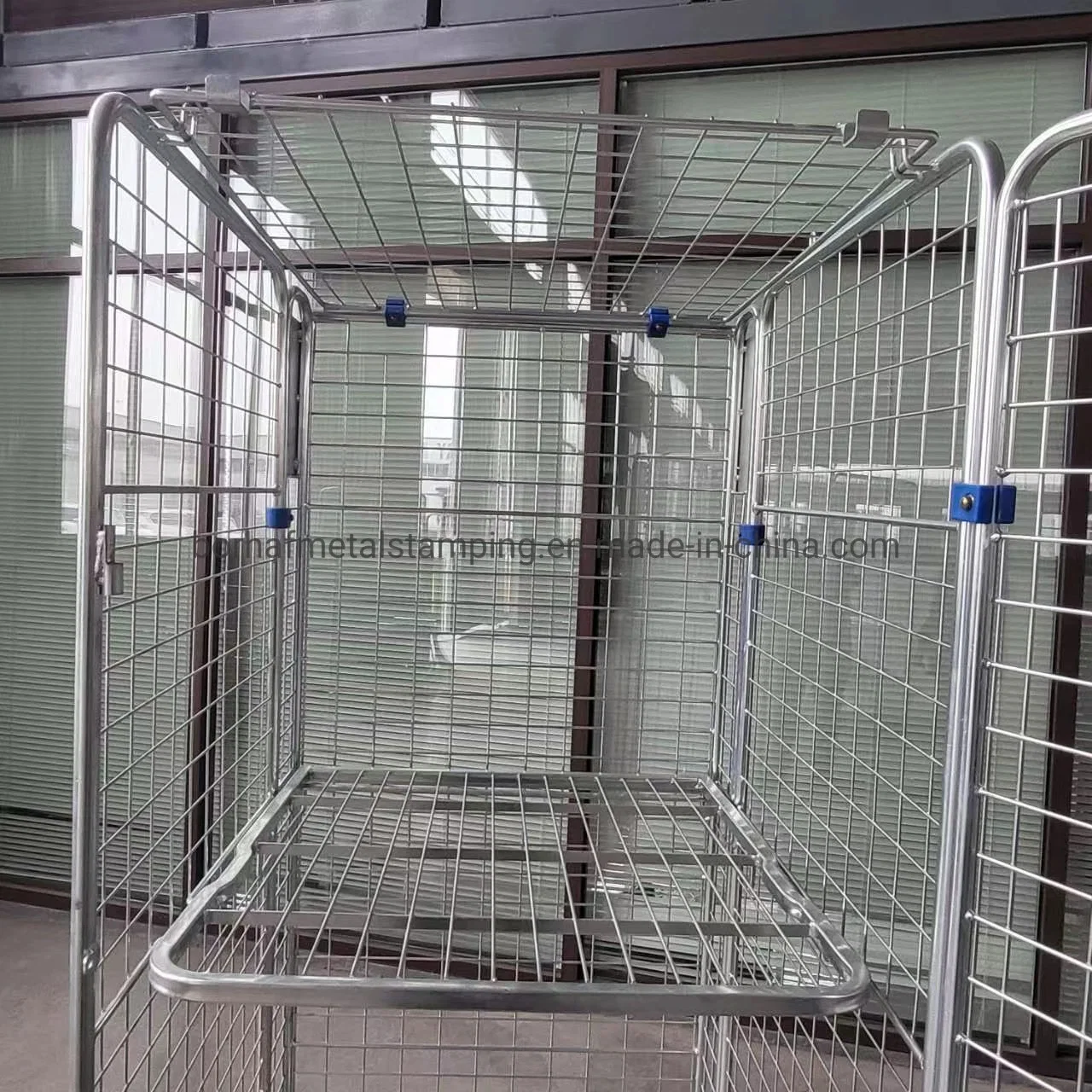 Metal Box Warehouse Lockable Roll Container Storage Cage, Wire Mesh Container for Supermarket Logistics