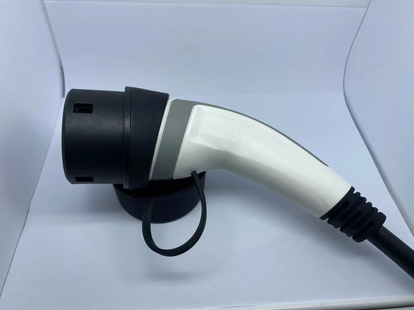 Electric Car Type1 EV Charger Electric Cable Plug Adapter Fast Charging 3kw Portable EV Charger