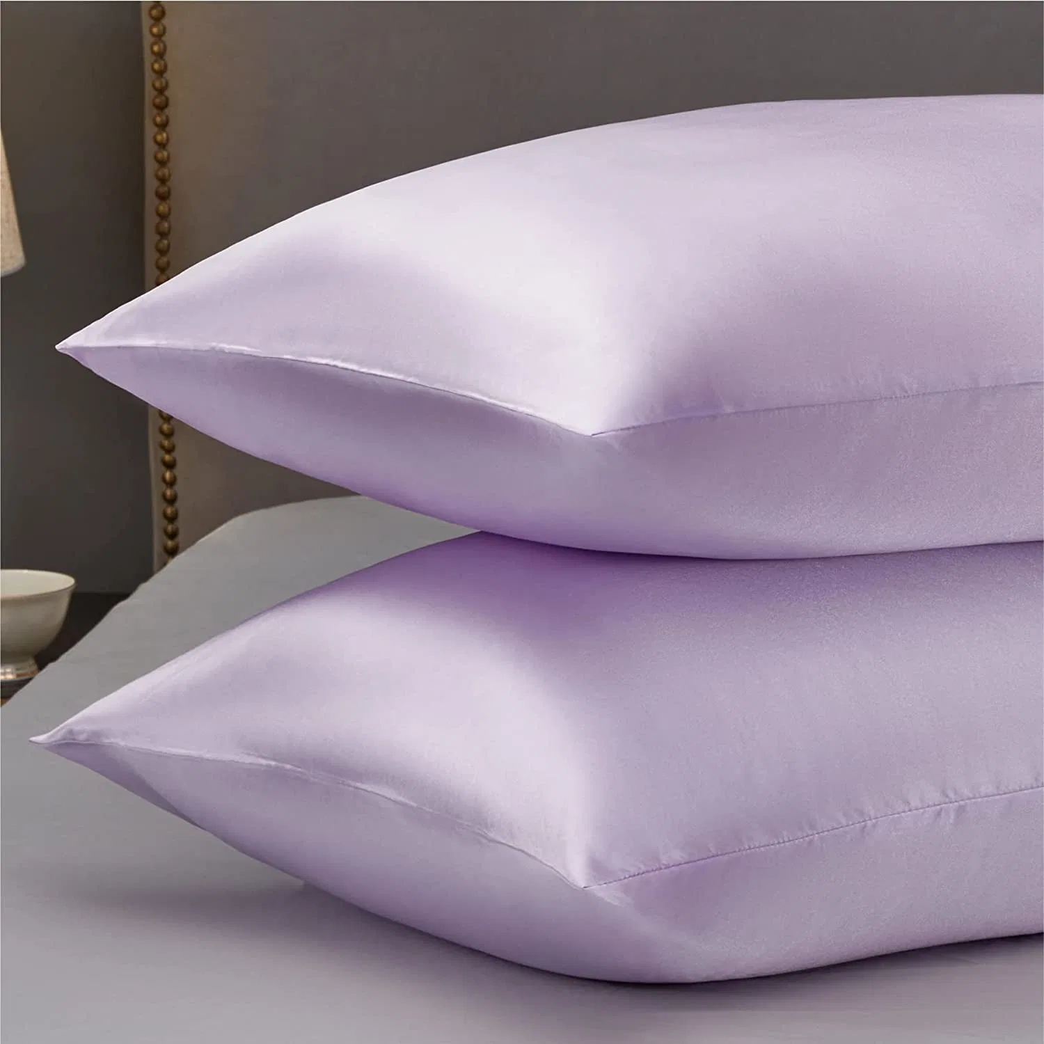 Fundas satén conjunto estándar de 2 - lavanda fundas de almohadas de seda para el cabello y piel 20X26 pulgadas, satén almohada abarca 2 Pack con el cierre de sobres, regalos